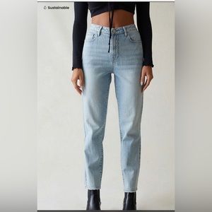 Pacsun mom jeans light wash